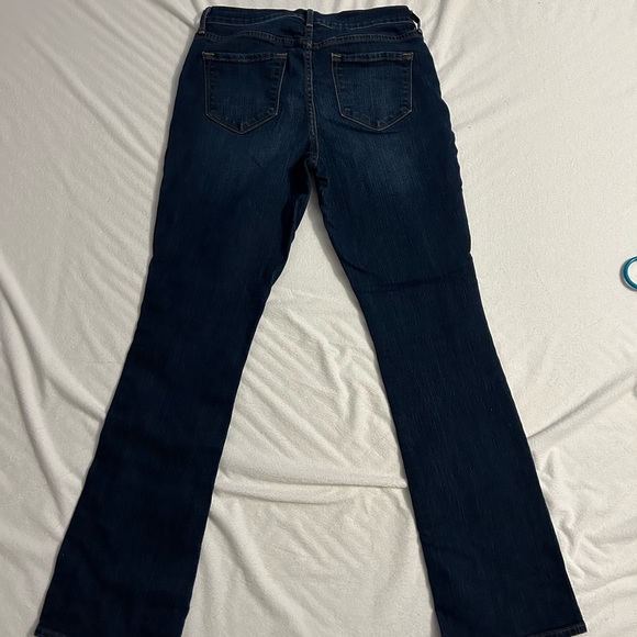 Old Navy mid-rise curvy boot cut jeans - Picture 4 of 4